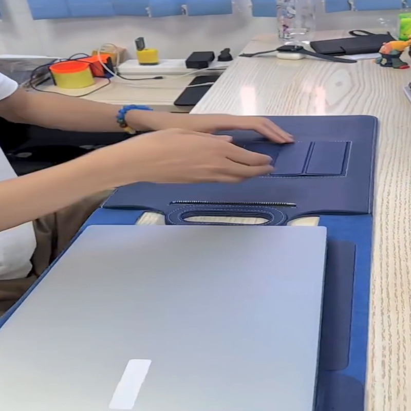 Dual Ergonomic Viewing Angles